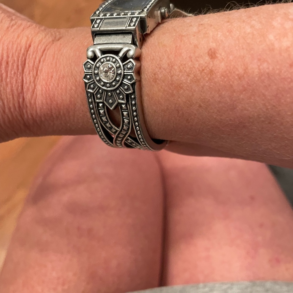 Watch - Picture 6 of 8